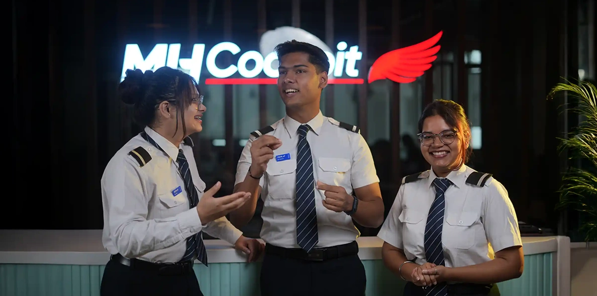 MH Cockpit - Aviation Academy screenshot